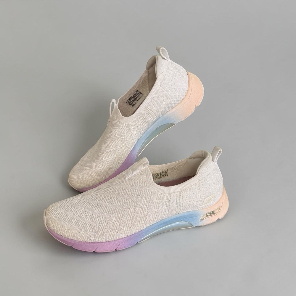 Sketchers Skech-Air Arch Fit Shoes Womens Size 9.5 Unicorn White Sneakers